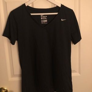 Nike short sleeved tee